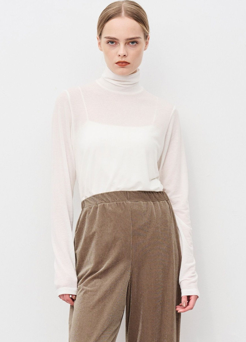 喀什米爾混紡高領上衣 